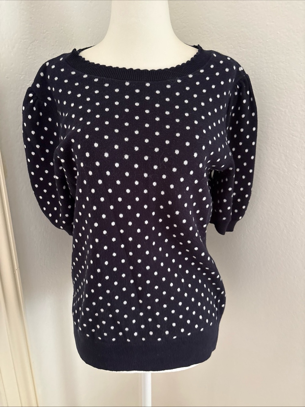 LOFT Navy and White Polka Dot Short Sleeve Sweater size medium